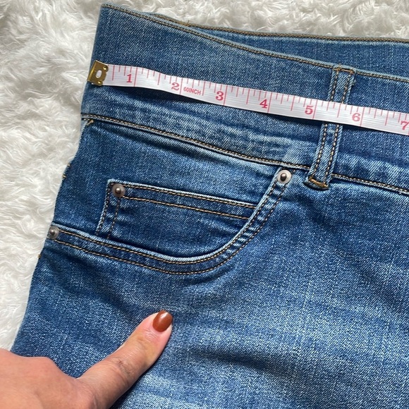 Spanx Classic Blue Denim Jeans - Picture 7 of 14